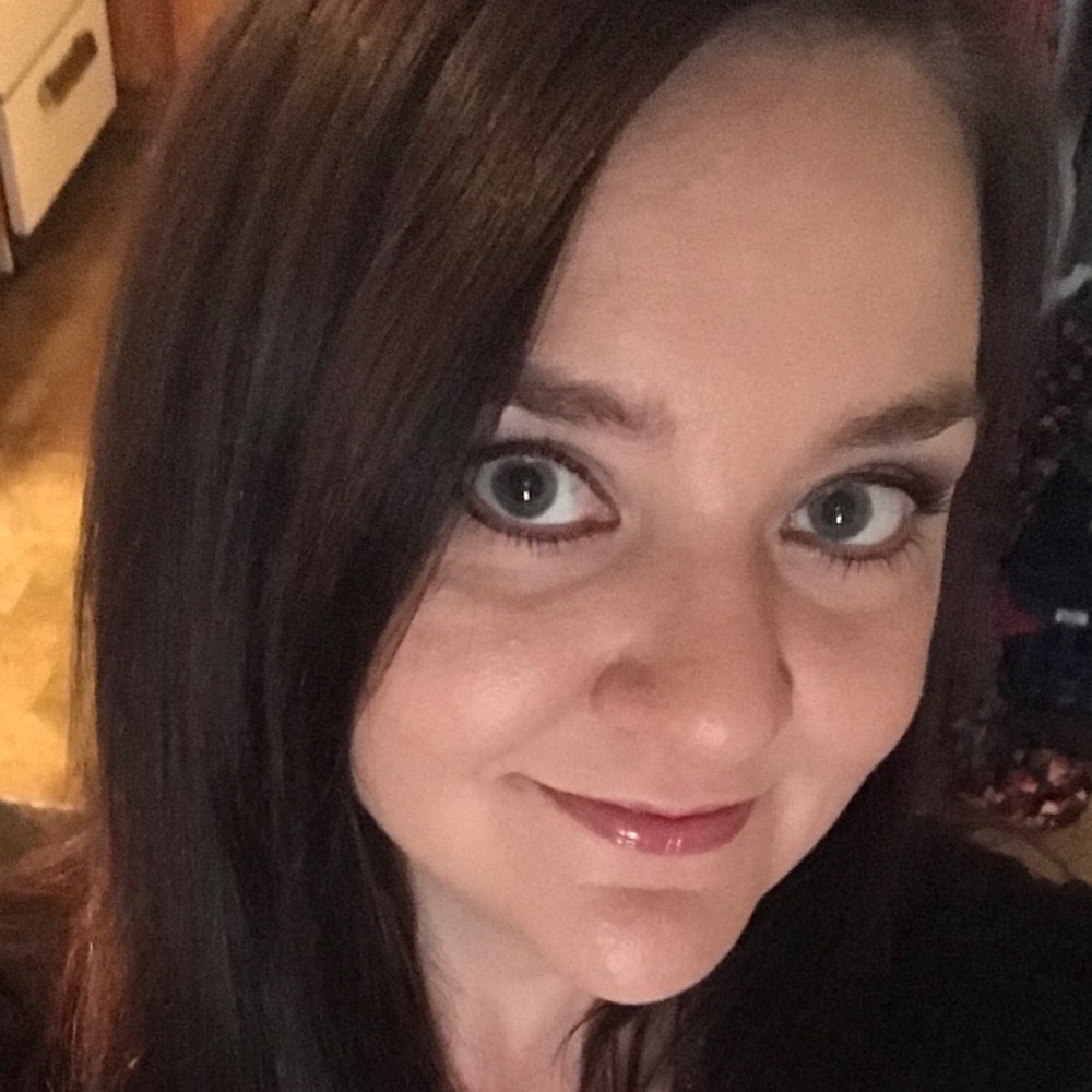Meet your Posher, Carli